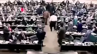 كواليس النواب المنحطين دندنها