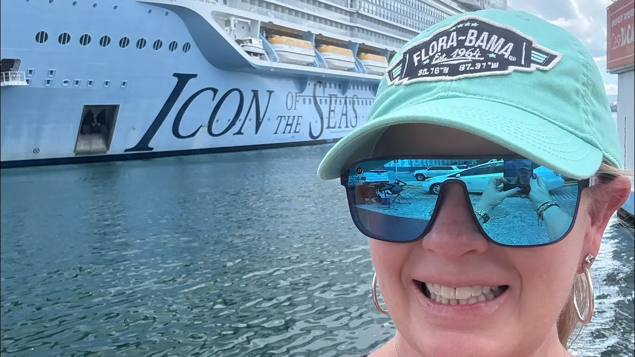 Icon of the Seas Junior Suite Room 9148 tour