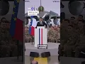Lagu Waarom draagt Macron een zonnebril?