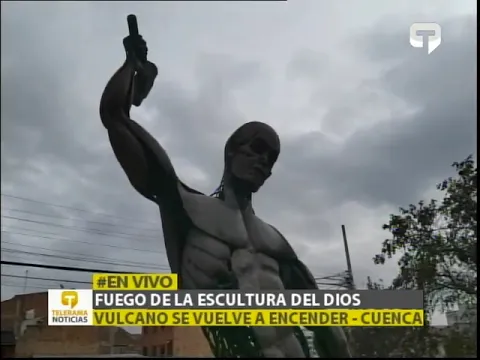Fuego de la escultura del dios Vulcano se vuelve a encender - Cuenca