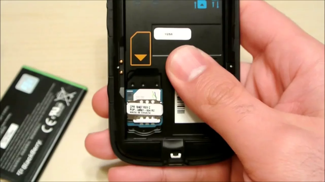 Cara Mengganti Konektor Sim Card BlackBerry Q10 , Sim Card tidak terdeteksi ?