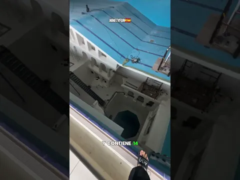 Esta Piscina Mide MÁS de 100 METROS de Profundidad