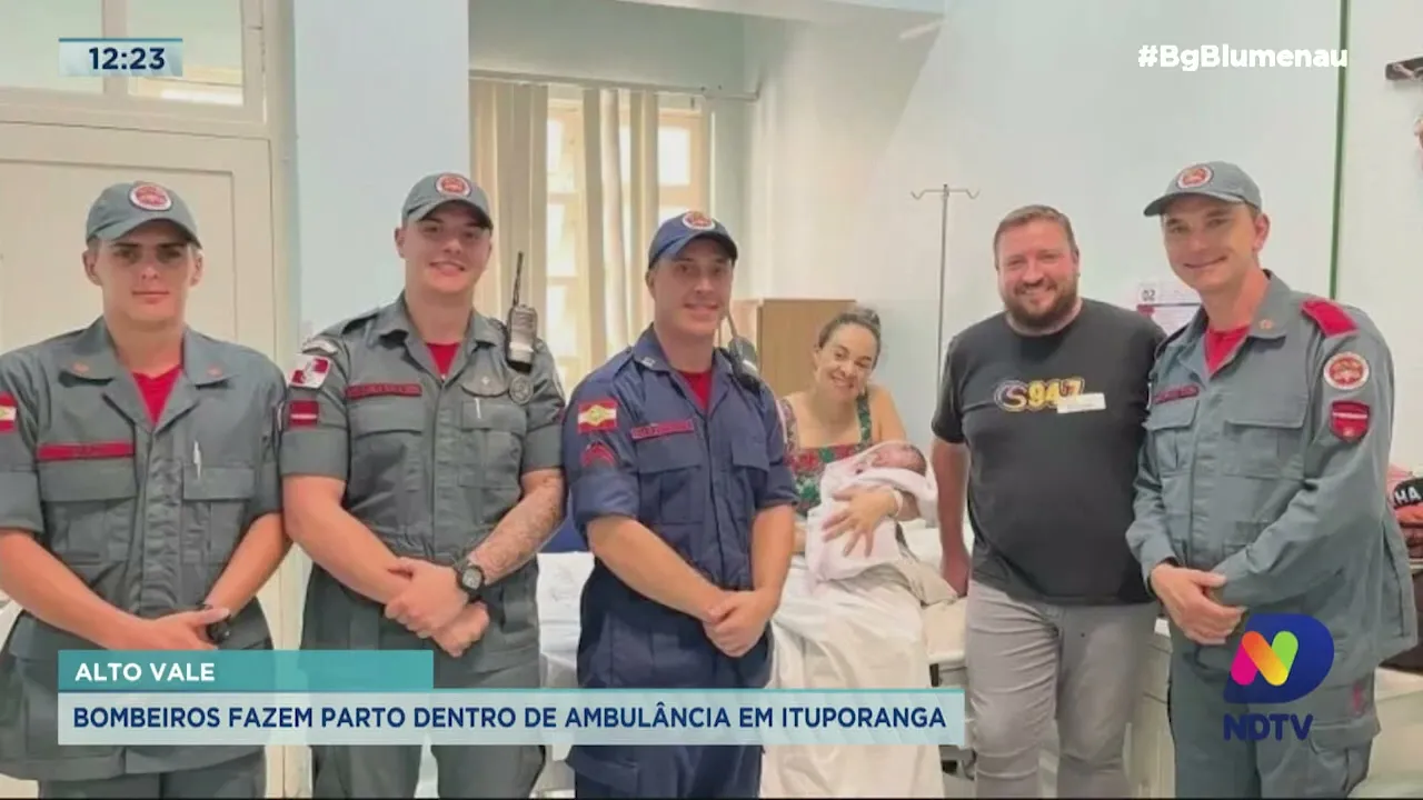 Bombeiros fazem parto dentro de ambulância no Alto Vale