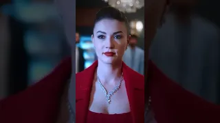 انتقمت منه أمام الجميع مسلسل الملكة 