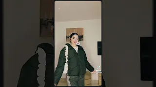 بس كان عندي سؤال انتي حلوه كده ازاي سوزي الأردنية  بس كان عندي سؤال انتي حلوه كده ازاي سوزي الأردنية