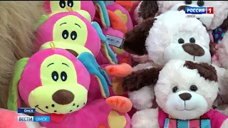 Наступающий 2018 — желтой собаки