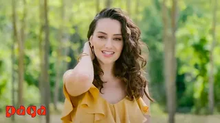 Türkü Akbayram Hiçbiri 