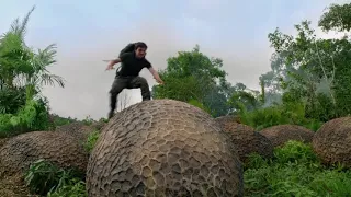 Journey 2 The Mysterious Island The big lizard scene