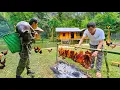 Download Lagu A wild boar caught, CEO Trieu Lam makes delicious, hand-smoked wild boar meat
