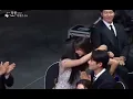 moment when park boyoung stopped because han hyojoo called her and they hugged her