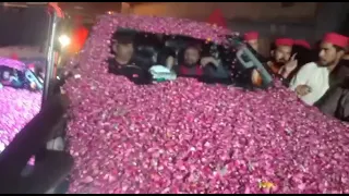 آمد پیر مستوار قلندر لاہور دندنها