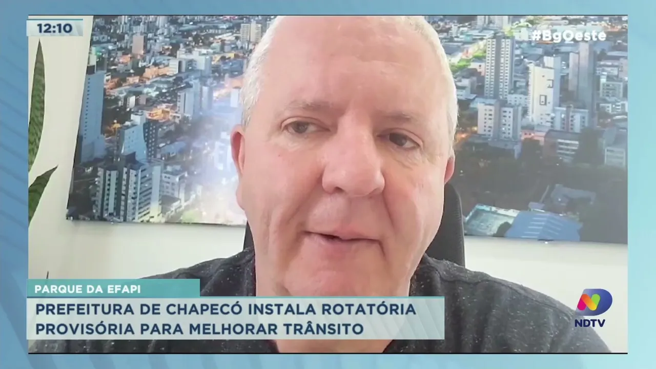 Prefeitura de Chapecó instala rotatória provisória para melhorar trânsito no Parque da Efapi