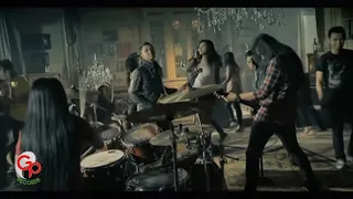 Download Andra And The Backbone - Cliche (Official Music Video) MP3