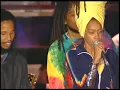 Erykah Badu with Ziggy Marley and the Melody Makers - No More Trouble Live