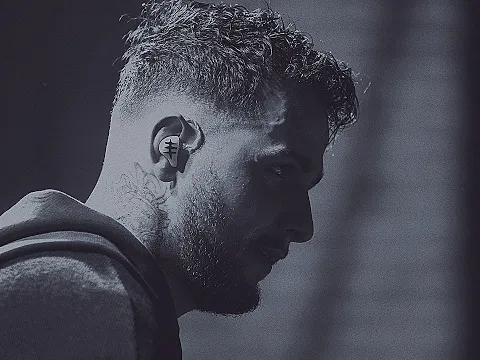 Video Thumbnail: Wegh - Tütün ve Votka (Official Music Video)