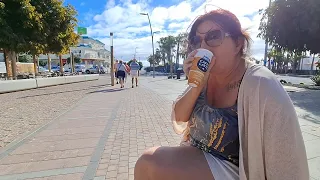 Fuerteventura. Caleta de Fuste. Breakfast plans went wrong. WHAT ARE WE GOING TO DO !!