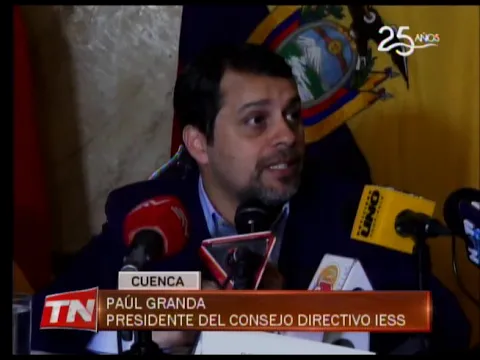 Presidente del IESS tomará acciones para solucionar situación económica