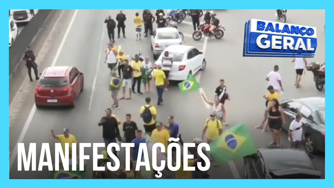 Caminhoneiros bloqueiam ao menos 14 estados