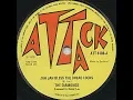 Download Lagu Mighty Diamonds - Jah Jah Bless The Dreadlocks
