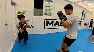 19살 키 143cm 격투기 선수