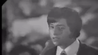 هاني شاكر امير غناء العربي  حلوة يادنيا حفله نادره دندنها