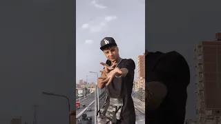 رسمت خط بخبط ونط عمال بحط ونا مش داري  رسمت خط بخبط ونط عمال بحط ونا مش داري