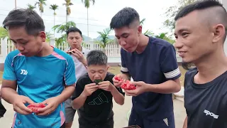 Cười Ra Nước Mắt Với Màn "Siêu Đớp" Dưa Hấu Nhận Ngay 500k | Ẩm Thực Tam Mao