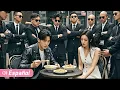 Download Lagu El Señor Dragón oculto lleva a esposa a comer fideos en calle, pero ella es acosada constantemente