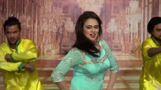 sobia khan stage performance paa japhiyan ghut ghut naseebo lal punjabi song smb