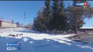 В Омске резко похолодало, а районы завалило снегом
