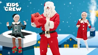 Santa's Coming to Town! 🎅 Christmas Song for Kids | Nursery Rhymes 🎄