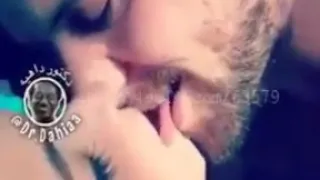 شاهد معني الرمنسيىة بوس علي الفم 