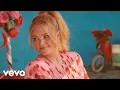Download Lagu Hailey Whitters - I’m In Love (Official Music Video)