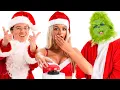 Lagu Blind Dating Comedian vs Grinch