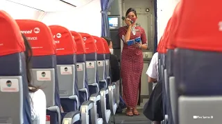 Download Pramugari Cantik Lion Air Membacakan Announcement dan Peragaan Keselamatan Penerbangan dalam Pesawat MP3