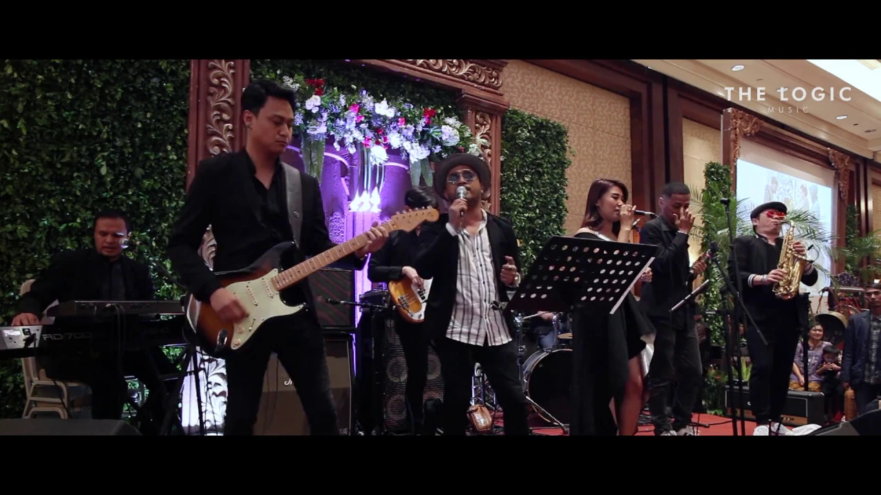 THELOGICMUSIC cover bruno mars - versace on the floor [wedding @jwmarriott entertainment]