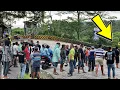 Download Lagu SEGITUNYA., DITONTON WARGA RAME-RAME !!! Truk Monster Roda 18 Tarik Muatan Raksasa Tikungan Menanjak