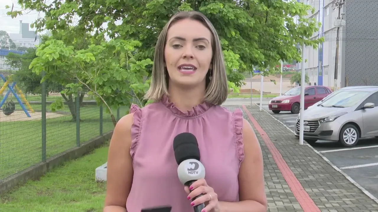 Nova queda de barreira interrompe trânsito na Serra do Rio do Rastro