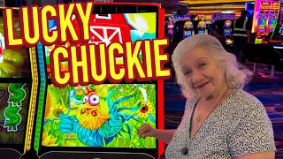 NICE WIN ON THE NEW LUCKY CHUCKIE SLOTS