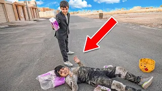 الولد الغني اهان البائع الفقير!!
