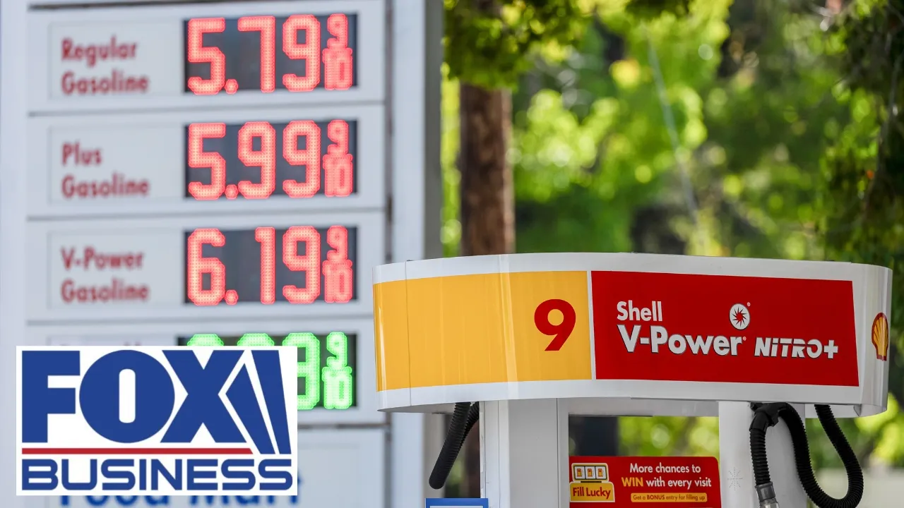 'INFLATION FEARS:' Panel breaks down what's driving the market sell-off