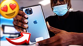 BUYING THE IPHONE 12 PRO MAX UNBOXING IT IN AT T STORE