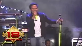 Download Wali - Cari Berkah (Live Konser Rangkasbitung 2013) MP3