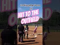 Download Lagu #14HugoBarboza terwijl CF een flyout vangt voor #HFLABLACK11U #honkbal