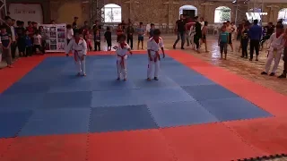 عرض رياضي لأطفال نادي سوريا في مدينة عفرين 