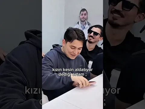 kızın kesin aldatıyor bu dediği ortam 😂😂