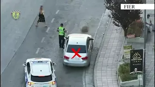 Fier/ Monitorim me dron për disiplinimin e parkimit në qendrat e banuara
