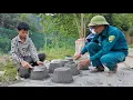 Download Lagu The kind policeman is helping the orphan boy Dat renovate his new house.