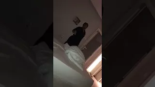 فهد العرادي و خاله   ما خلاه ينام      دندنها