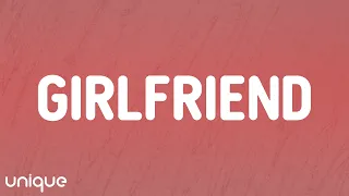 Avril Lavigne - Girlfriend (Lyrics)